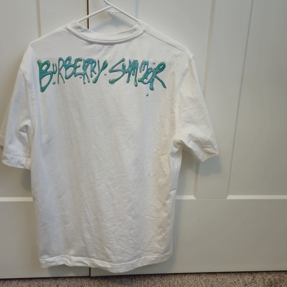 Burberry White Frog Graphic T-Shirt - Picture 2 of 7